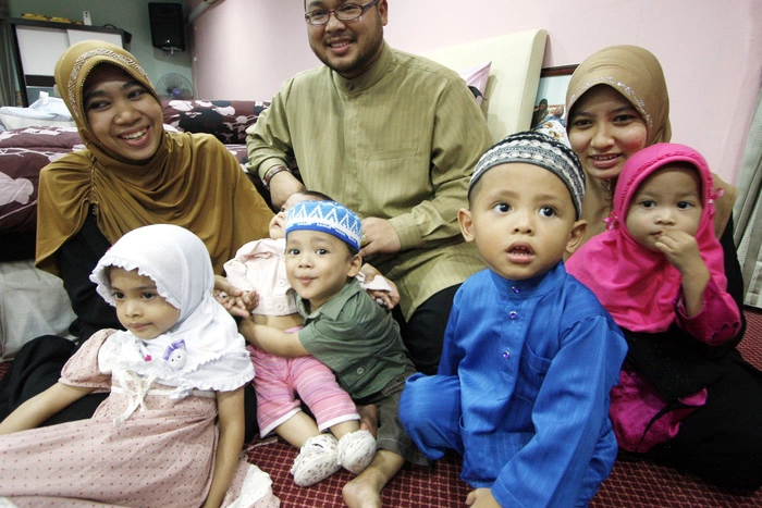 Чеченский министр призвал россиян честно и открыто иметь двух жен