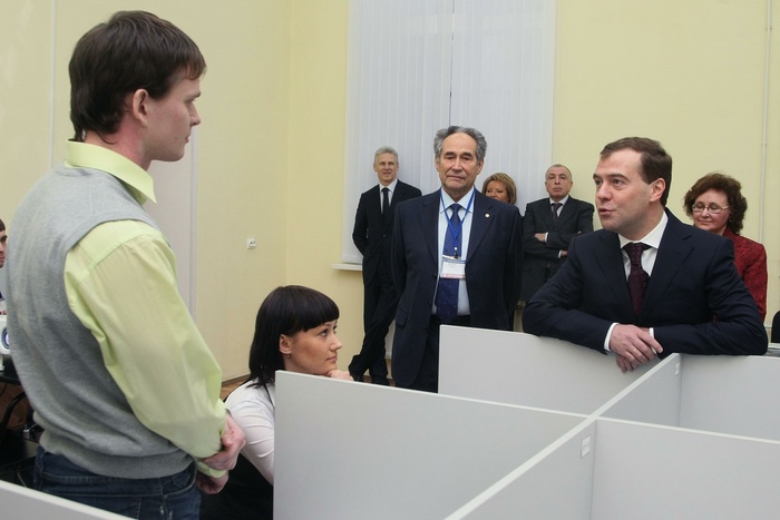 Сбербанк подсчитал уровень зарплат молодых специалистов в России