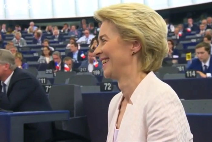 Фон дер Ляйен не видит положительных сдвигов в поведении РФ