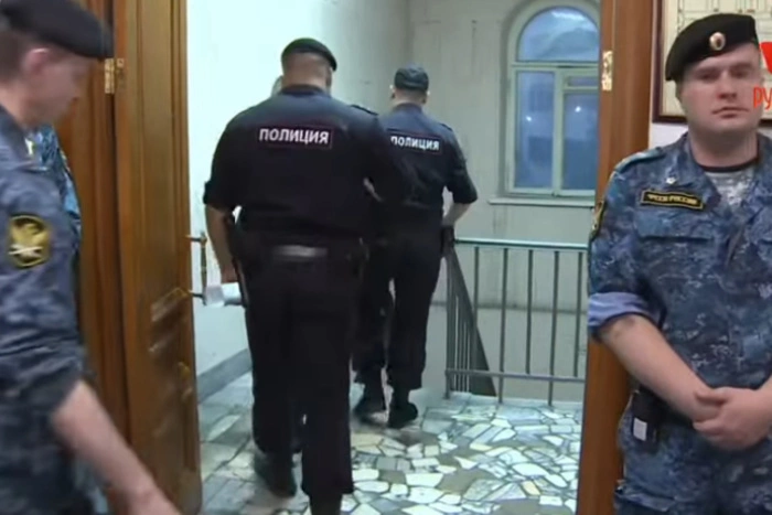 Главу адвокатской палаты Удмуртии будут судить по статье о фейках о ВС РФ