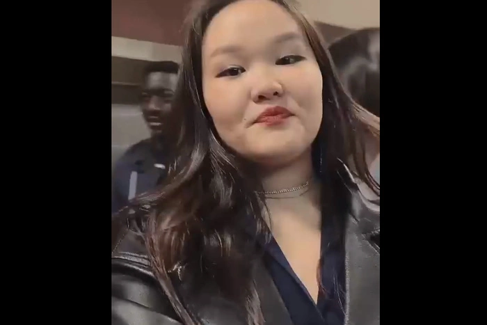 В Екатеринбурге двух девушек не пустили в клуб из-за азиатской внешности