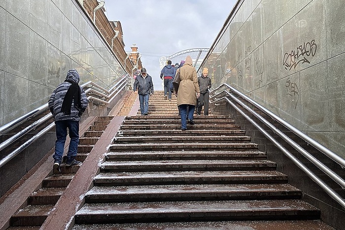 Поезда метро в Екатеринбурге сегодня утром проезжали станцию «Чкаловская» без остановки