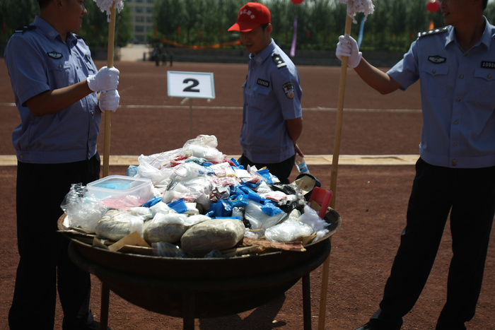 В «Шереметьево» задержали китайца с 10 кг «синтетики»