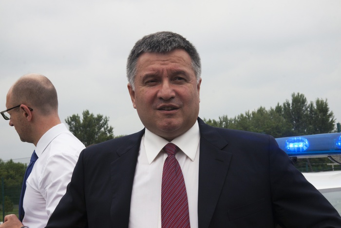 Аваков на заседании плеснул Саакашвили водой в лицо