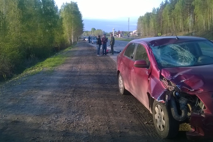 На Челябинском тракте насмерть сбили мужчину, который шёл по проезжей части