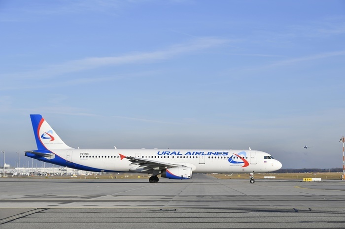 Самолет «Уральских авиалиний» совершил экстренную посадку в Кольцово