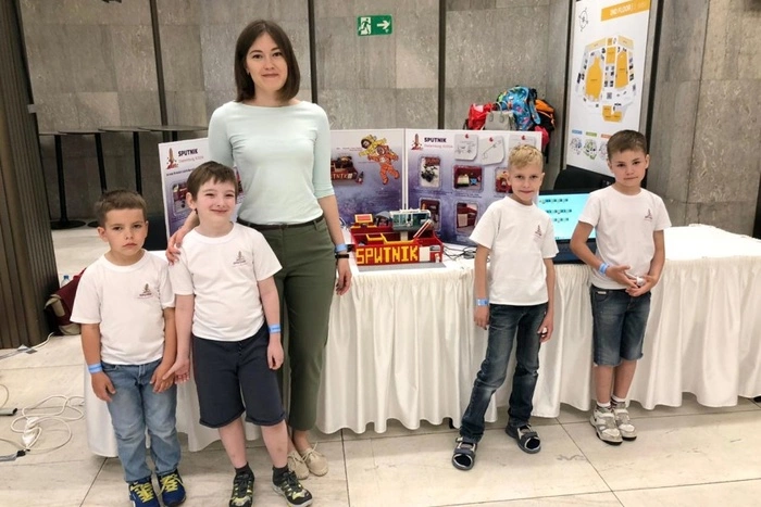 Юные робототехники Екатеринбурга победили на международных соревнованиях