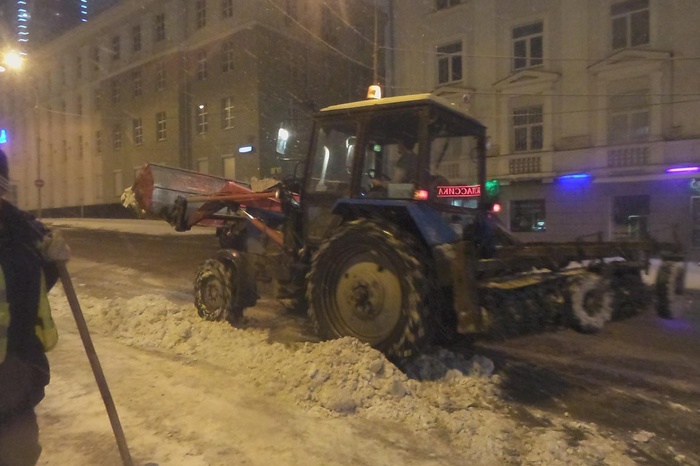 Мэрия Екатеринбурга признала, что улицы вовремя не чистятся