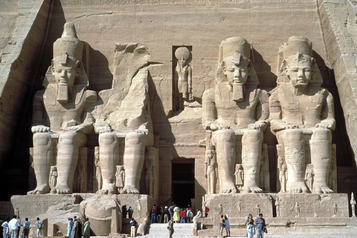 «Росатом» сообщил о планах подписать контракт на строительство АЭС в Египте