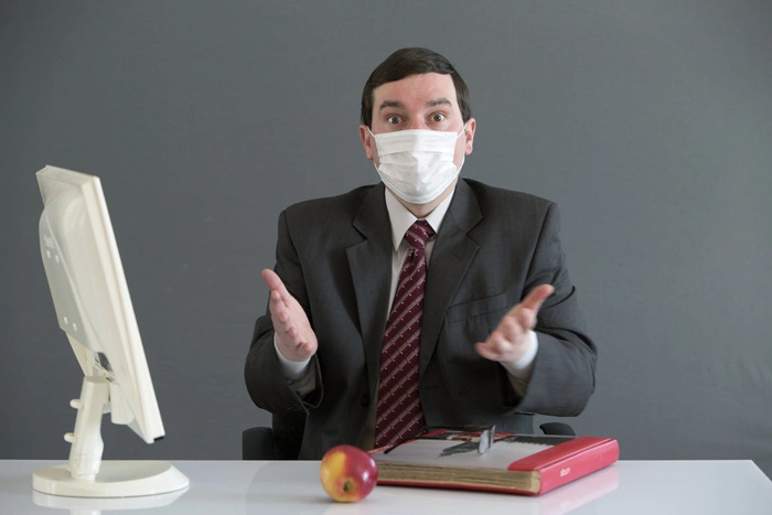 Госдума разъяснила, в каких случаях может быть снижена зарплата работающим на удаленке