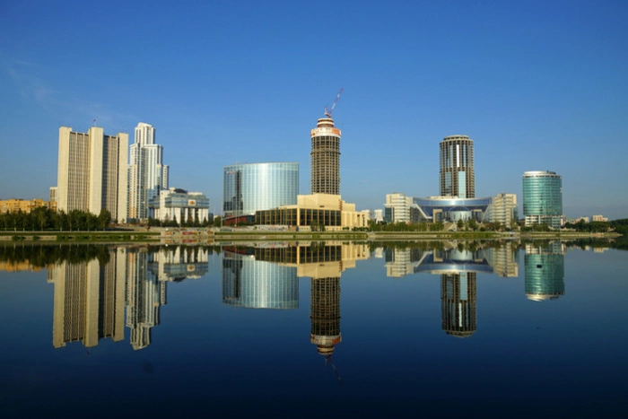 Что должны построить в Екатеринбурге к 300-летию?