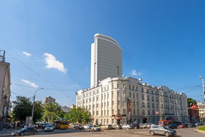В Екатеринбурге согласована концепция высотки во дворе гостиницы «Центральная»