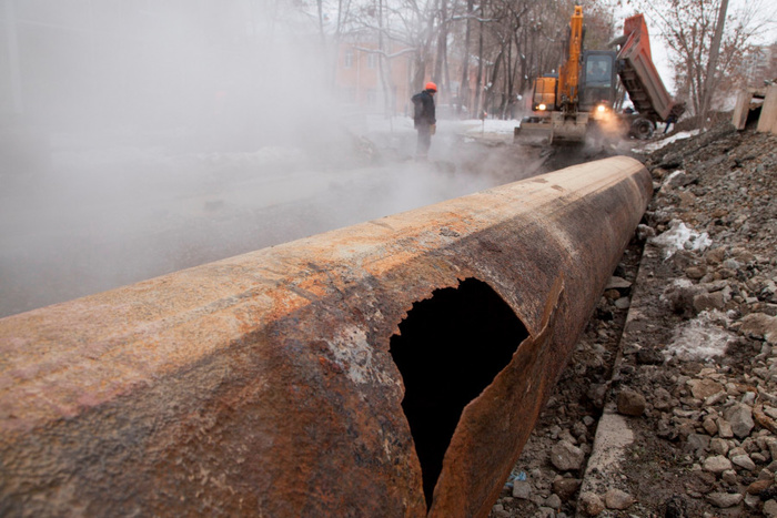 В Екатеринбурге устранены последствия вчерашней аварии на трубопроводе