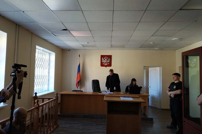 Оштрафованы еще три участника несанкционированных акций в сквере Екатеринбурга