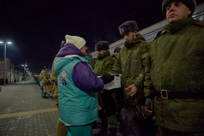 Мобилизованных свердловчан, которые записали видео о невыплате денег, отправили на боевое слаживание
