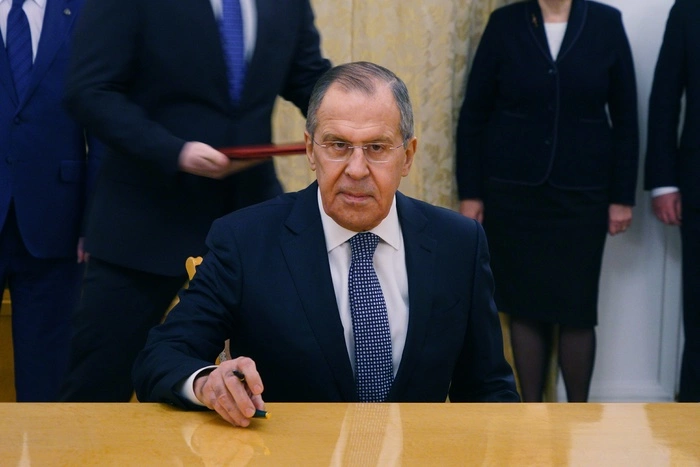 Лавров отреагировал на предложение министра обороны Великобритании заткнуться