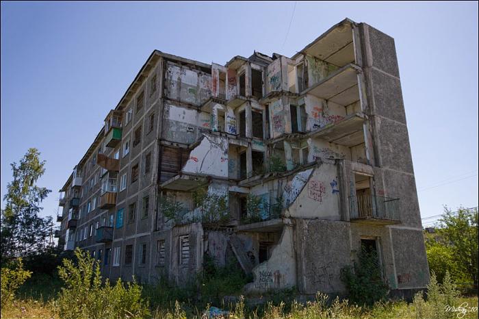 45 семей в Первоуральске оставили жить во взорванном многоквартирном доме