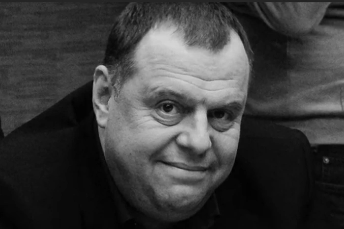 Умер актер из сериала «Физрук» Максим Пинскер