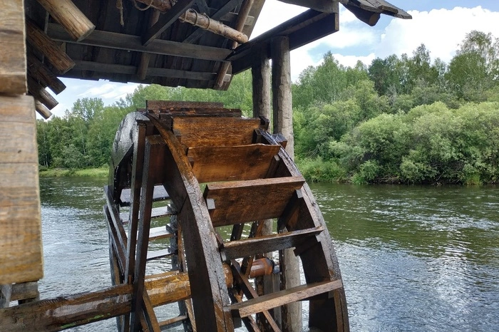 Свердловские власти намерены привлечь в регион «большое кино»