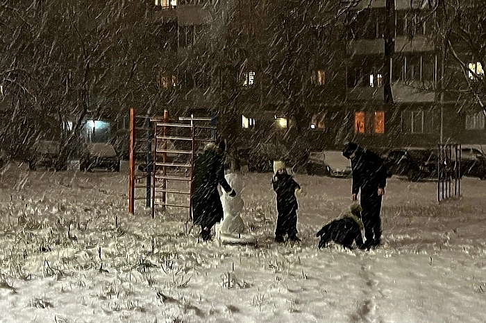 Управляющие компании начали предлагать екатеринбуржцам самим убирать подъезды и дворы