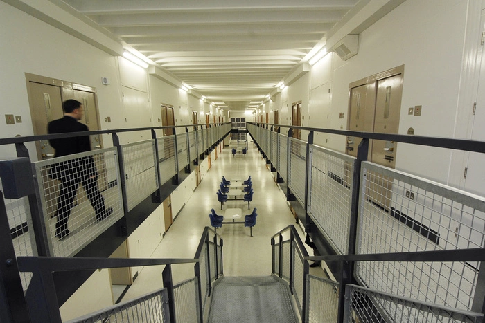 Глава ФСКН предлагает приостанавливать уголовное преследование наркоманов