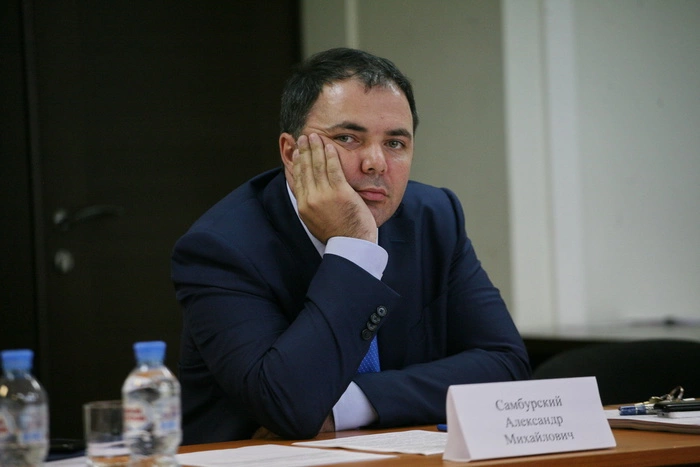 Евгений Куйвашев уволил замминистра МУГИСО Александра Самбурского