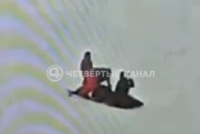 На Уктусе отдыхающий на горе мужчина зверски избил ребенка на снегокате