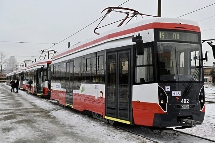 На Уралмаше остановилось движение трамваев