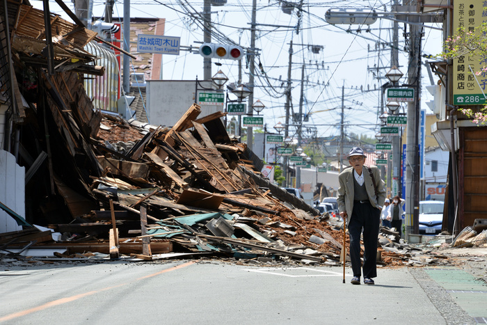 В Японии пока не нашли пропавших после землетрясений 11 человек