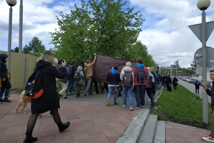 Депутат ЕГД проведет собственный опрос жителей по вопросу храма святой Екатерины