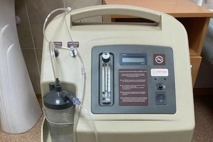 Уральские бизнесмены купили для «красных зон» больниц кислородные концентраторы на ₽4 млн