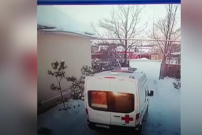 В Свердловской области мужчина угнал машину скорой помощи