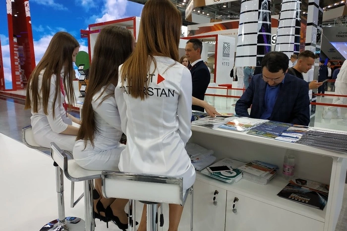 СМИ: Цены на еду на «Иннопроме» в разы выше обычных