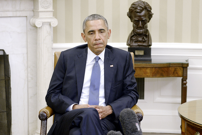 Барака Обаму рассмешил вопрос о том, кого бомбят США
