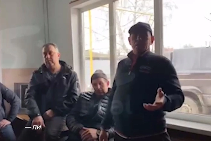 «Тушить не будем». Парашютисты-пожарные из Алапаевска выдвинули властям региона ультиматум (ВИДЕО)