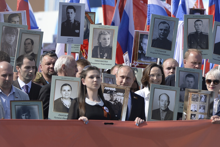 В День России пройдет патриотическое шествие в футболках «Мы все — Путин!»