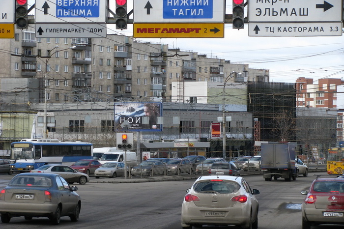 Основная часть дорожного ремонта в Екатеринбурге завершится к середине сентября