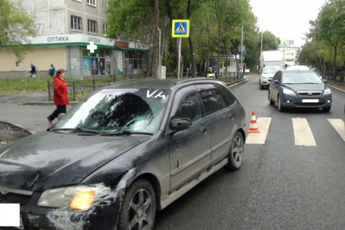 ГИБДД Екатеринбурга за долги по штрафам отобрала автомобили у двух водителей