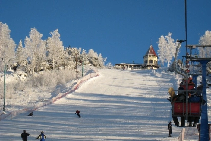 Праздники с пользой: горнолыжные комплексы Екатеринбурга и окрестностей