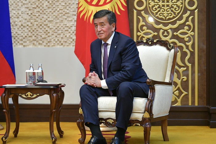 Дмитрий Медведев прилетел в Кыргызстан