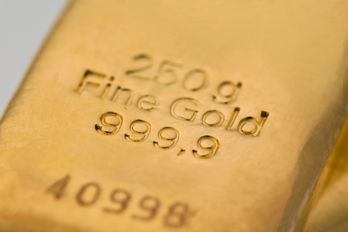 СМИ сообщили о крашеных под золото слитках в банке «Адмиралтейский»