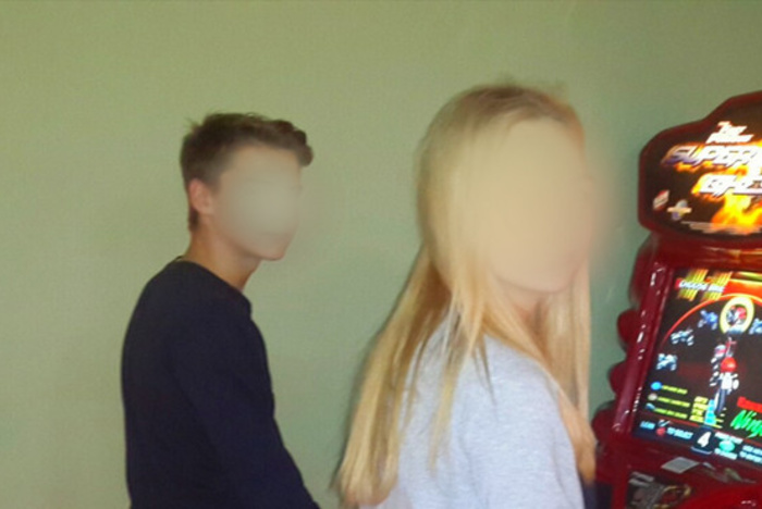 Появилось видео штурма дома с псковскими подростками
