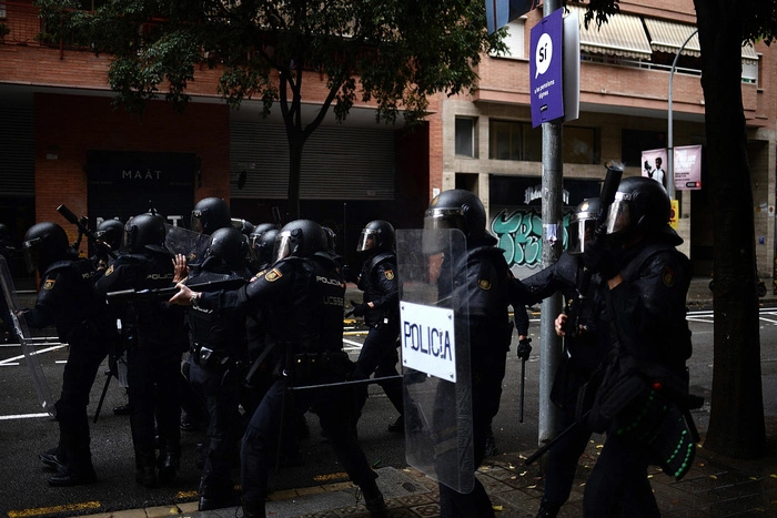 Политолог: ЕС и Мадрид попали в ловушку своих двойных стандартов