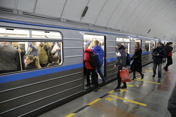 РЭК ответила родителям про единый проездной для школьников Екатеринбурга