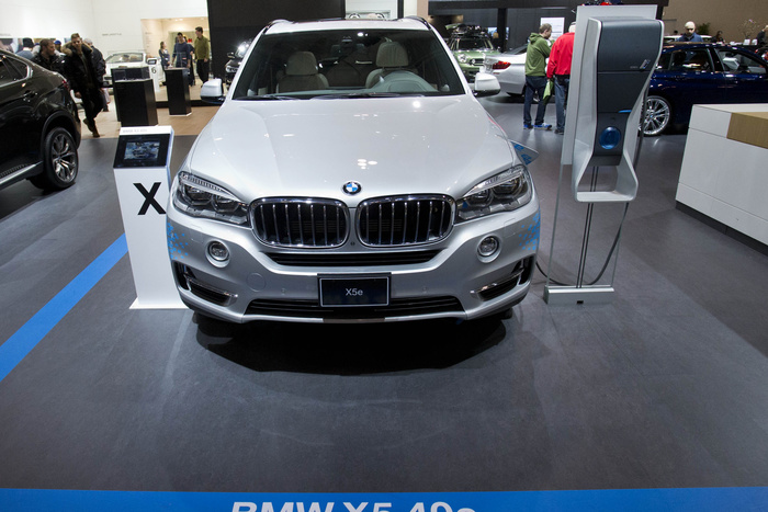 В Кузбассе угольный магнат сознался в подкупе главы СУ СК РФ машиной BMW X5