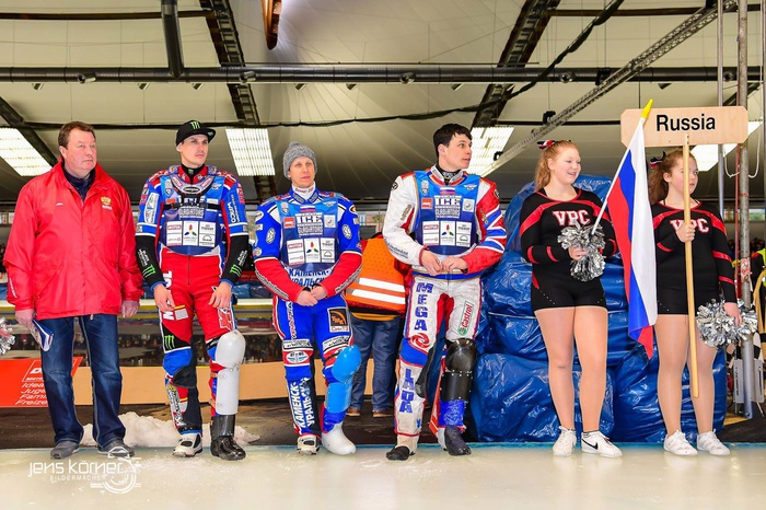 Уральский спортсмен стал чемпионом мира по мотогонкам на льду