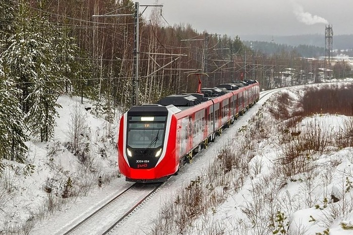 «Свердловские железные дороги» начали отменять маршруты скоростных электричек
