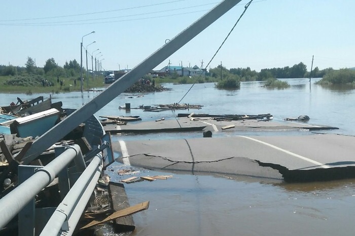 Число жертв наводнения в Иркутске увеличилось до 21 человека. Еще 14 пропало