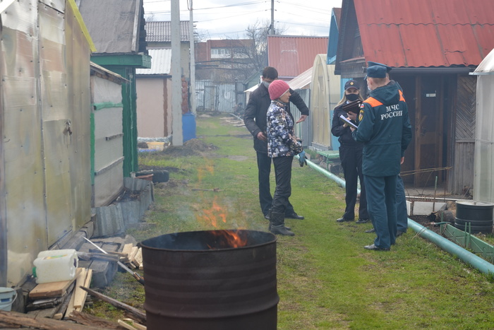 МЧС ищет нарушителей на садовых участках при помощи беспилотников