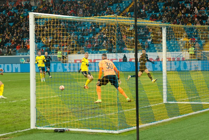 Президент «Урала» пожаловался на трудности игры в Первой лиге